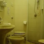 Отель Ristorante Leon D'oro Новента-ди-Пьяве