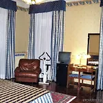 Отель Ristorante Leon D'oro 3*