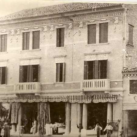 Hotel Ristorante Leon D'oro 3*