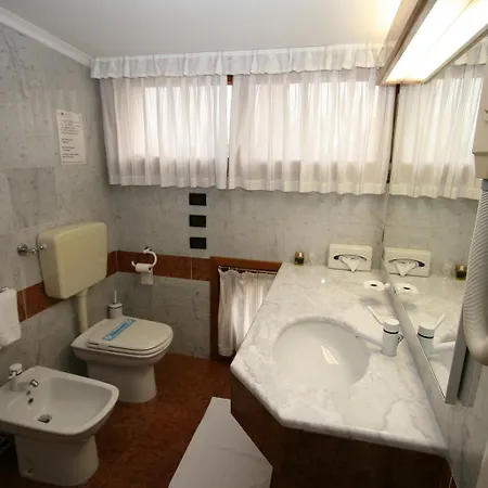 Ristorante Leon D'oro Отель 3*