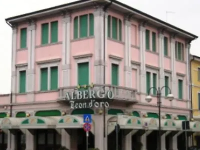 Ristorante Leon D'oro 3* Новента-ди-Пьяве