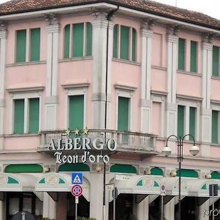 Отель Ristorante Leon D'oro 3*