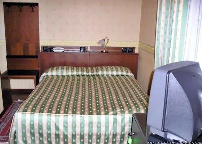 Hotel Ristorante Leon D'oro 3*