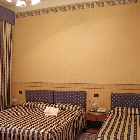 Ristorante Leon D'oro فندق