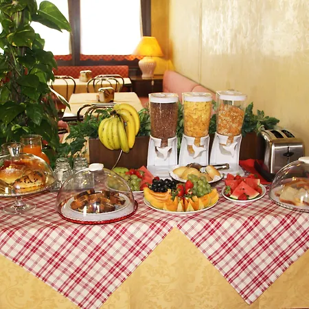 酒店 艾尔伯格里昂多罗餐厅酒店