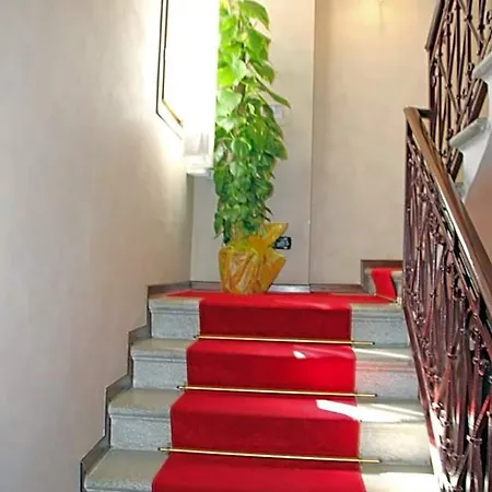 Ristorante Leon D'oro فندق 3*