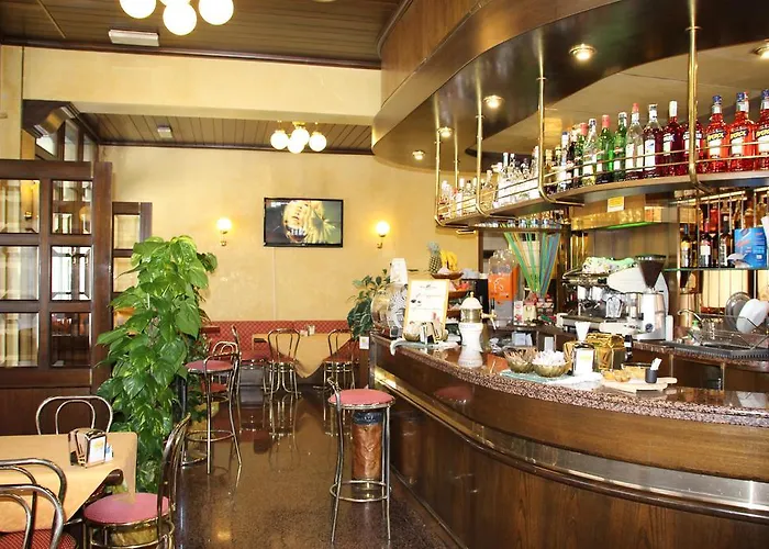 艾尔伯格里昂多罗餐厅酒店 酒店 皮亚韦河畔诺文塔
